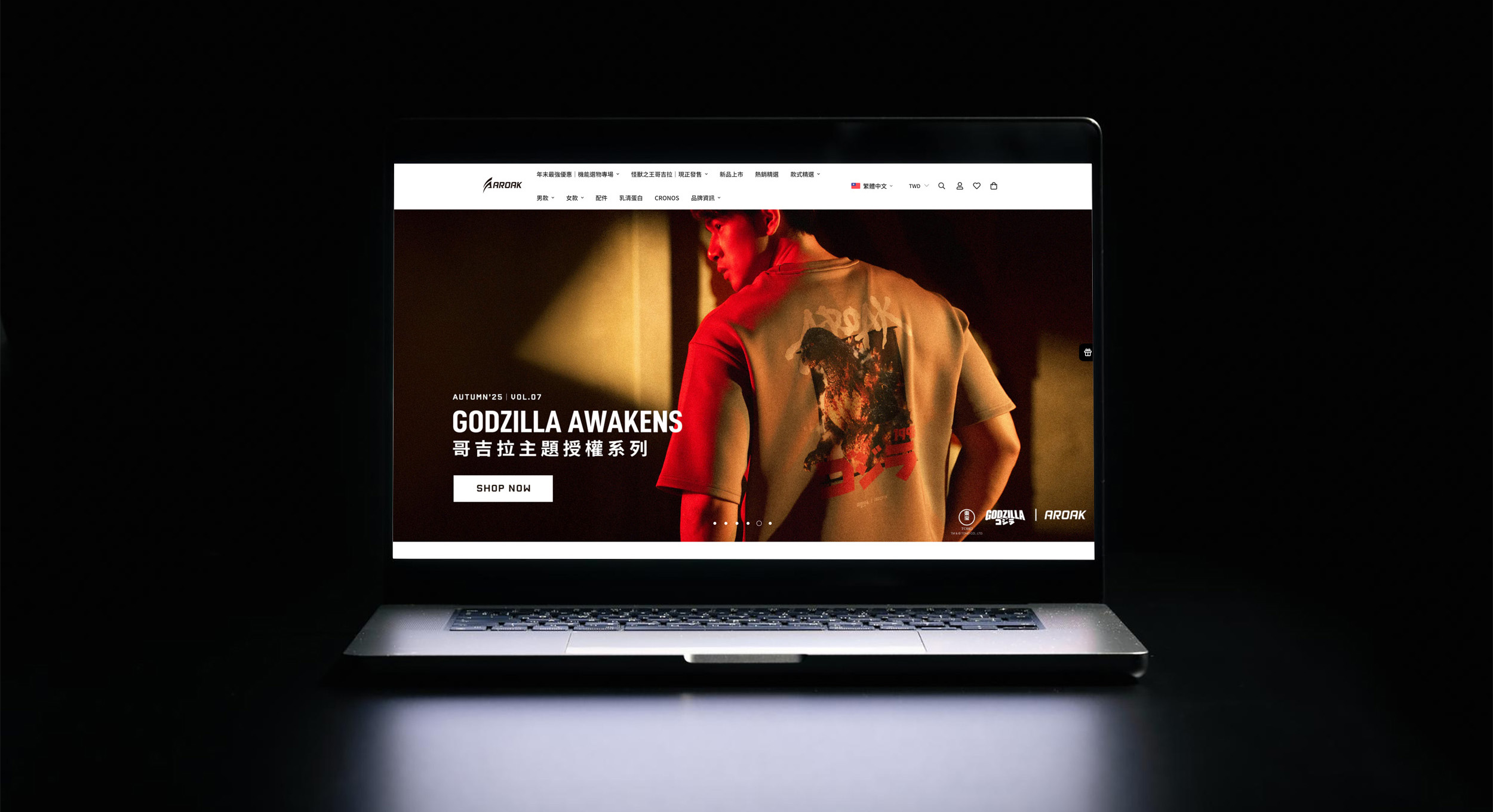 Aroak 運動健身服飾品牌 Shopify 電商網站桌機版形象視覺 banner-2